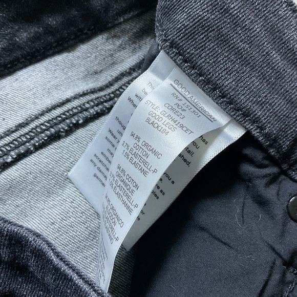 Good American Good Legs Skinny in Black184 - Picture 4 of 5